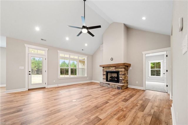 .47AC Holland DR, Windsor, VA 23487