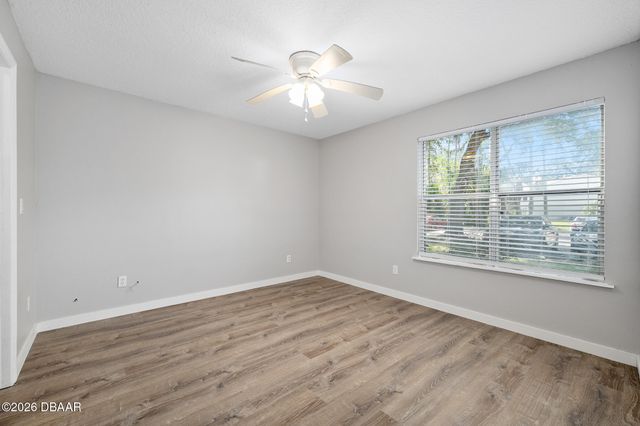 1600 Big Tree Rd Unit G4, Daytona Beach, FL 32119
