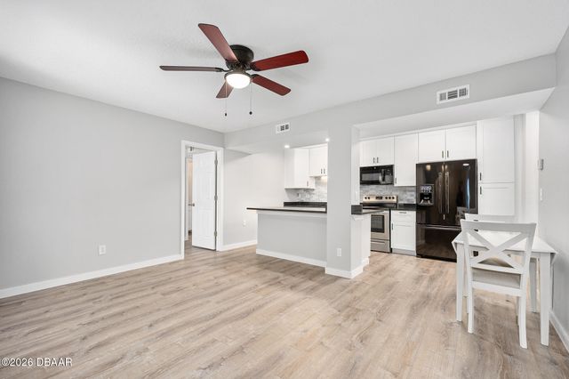 1600 Big Tree Rd Unit G4, Daytona Beach, FL 32119