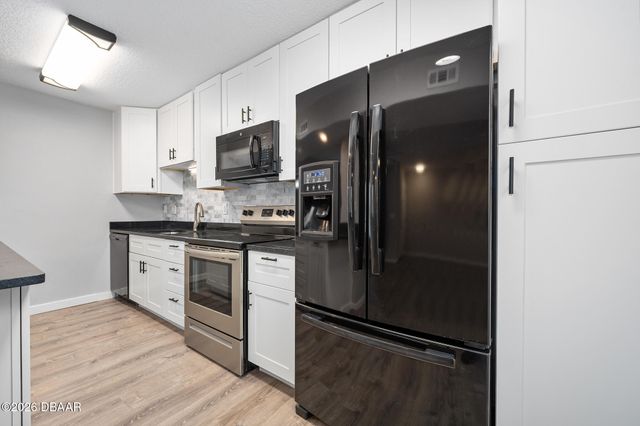 1600 Big Tree Rd Unit G4, Daytona Beach, FL 32119