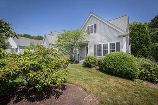 54 Stratford Ridge, Mashpee, MA 02649