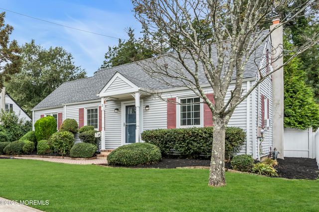 2 Schiverea Avenue, Freehold, NJ 07728