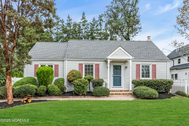 2 Schiverea Avenue, Freehold, NJ 07728