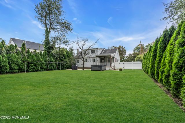 2 Schiverea Avenue, Freehold, NJ 07728