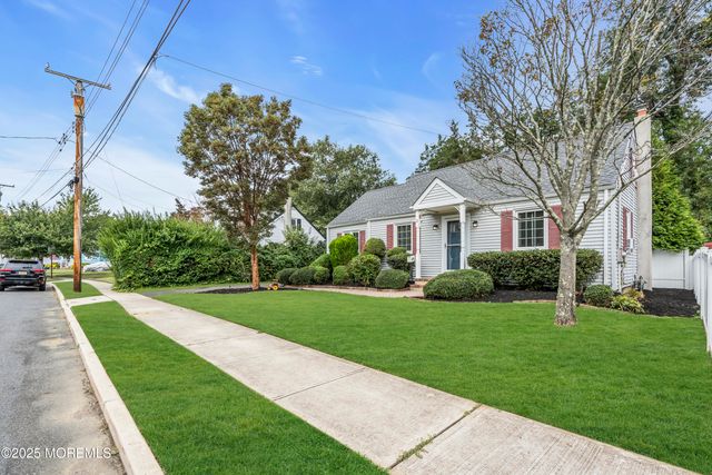 2 Schiverea Avenue, Freehold, NJ 07728