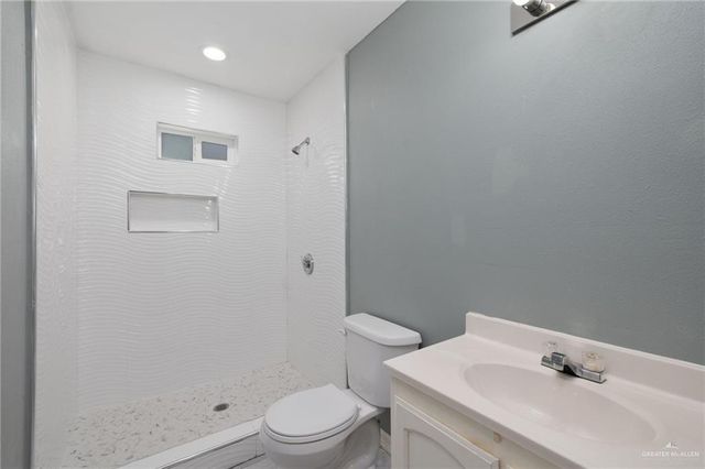 5437 CHESNEE Chesnee Avenue, Edinburg, TX 78540