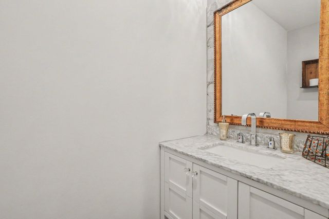 1130 S Shore Drive, Holland City, MI 49423