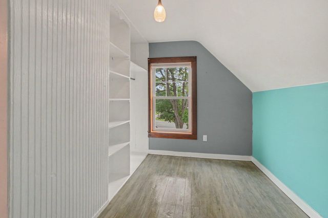 1130 S Shore Drive, Holland City, MI 49423