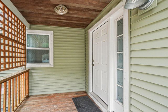 1130 S Shore Drive, Holland City, MI 49423