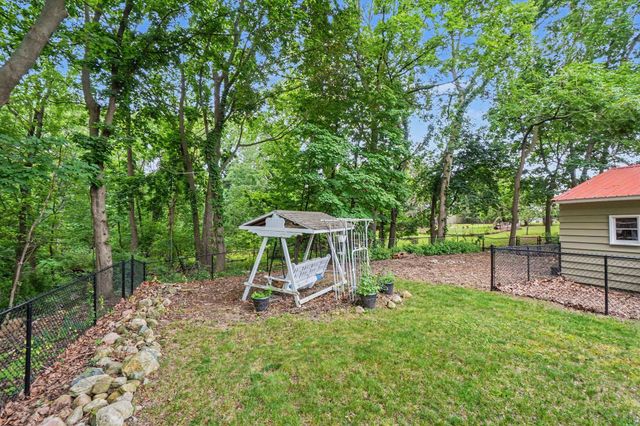 1130 S Shore Drive, Holland City, MI 49423