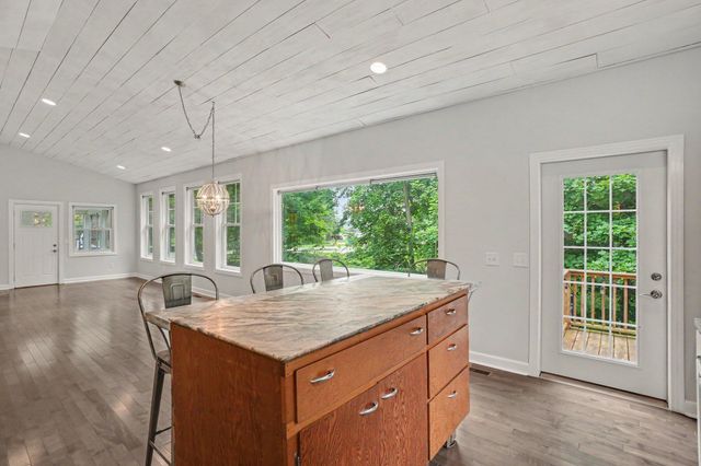 1130 S Shore Drive, Holland City, MI 49423