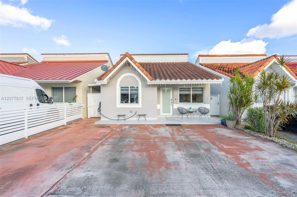 7531 W 29th Way 7531, Hialeah, FL 33018