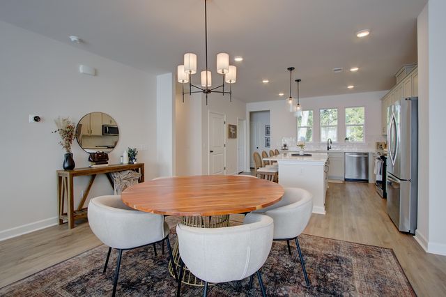 5208 New Palm Court, Summerville, SC 29485
