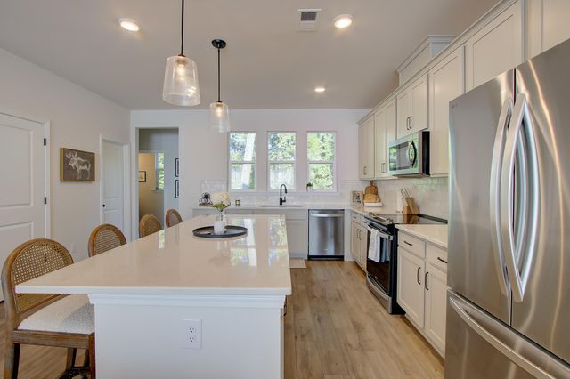 5208 New Palm Court, Summerville, SC 29485