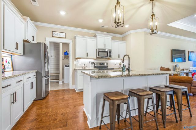 22632 Big Oak Drive, Athens, AL 35613