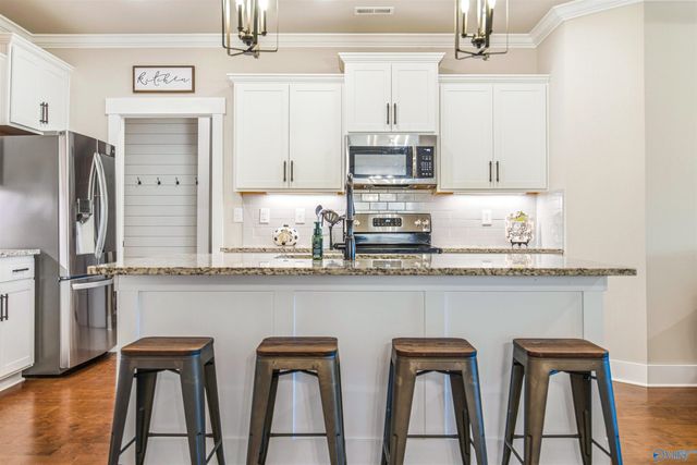 22632 Big Oak Drive, Athens, AL 35613