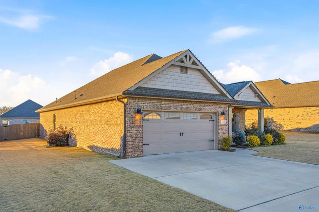 22632 Big Oak Drive, Athens, AL 35613