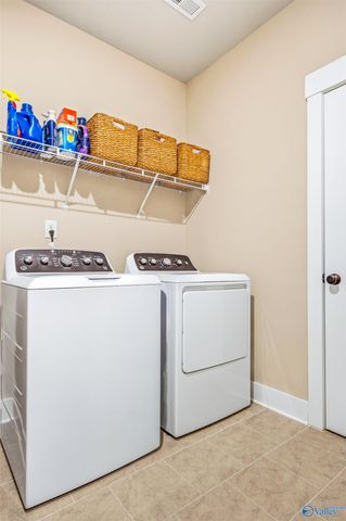 22632 Big Oak Drive, Athens, AL 35613