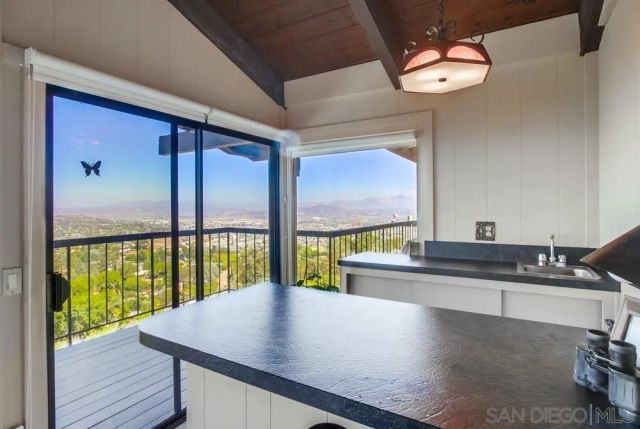 4742 Mount Helix Drive, La Mesa, CA 91941