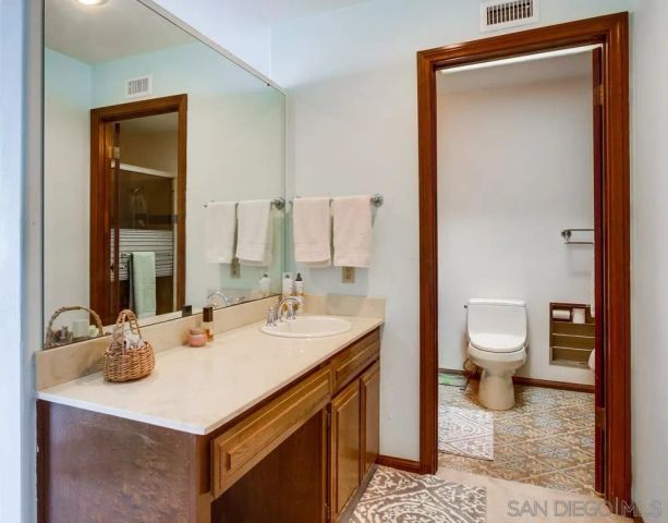 4742 Mount Helix Drive, La Mesa, CA 91941