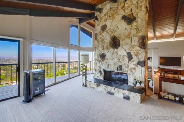 4742 Mount Helix Drive, La Mesa, CA 91941