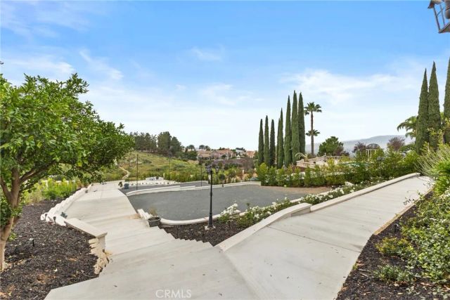 7021 Wyndham Hill, Riverside, CA 92506