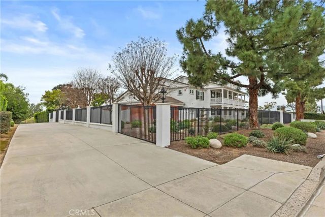 7021 Wyndham Hill, Riverside, CA 92506