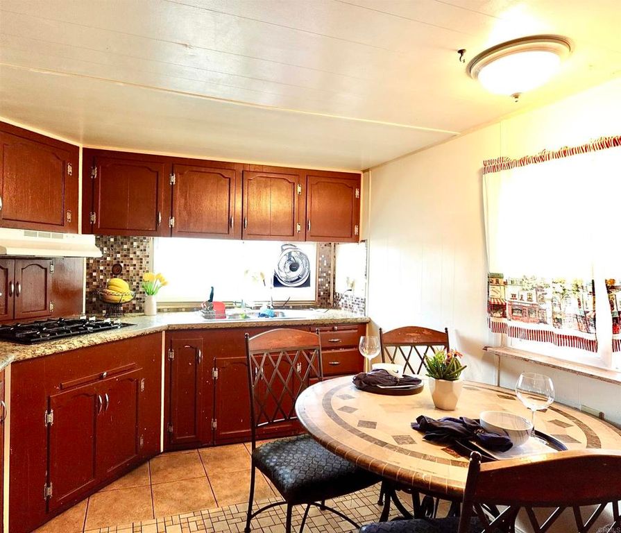 200 Olive Avenue 27, Vista, CA 92083 — photo 5