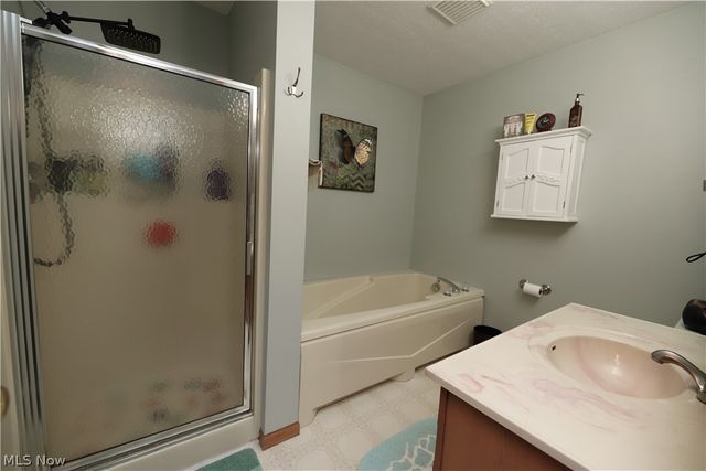 861 Westland Drive, Medina, OH 44256