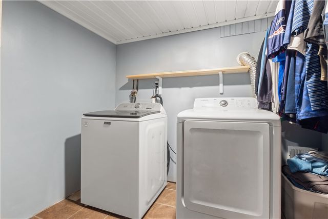 61 Mcaloon Street, Pawtucket, RI 02861