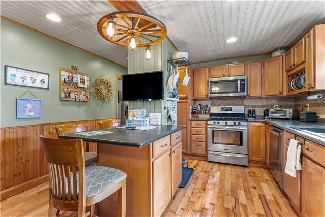 61 Mcaloon Street, Pawtucket, RI 02861