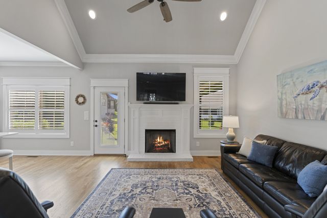 1016 Gadwall Ln, Spring Hill, TN 37174