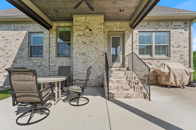 1016 Gadwall Ln, Spring Hill, TN 37174