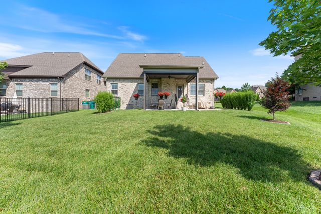 1016 Gadwall Ln, Spring Hill, TN 37174