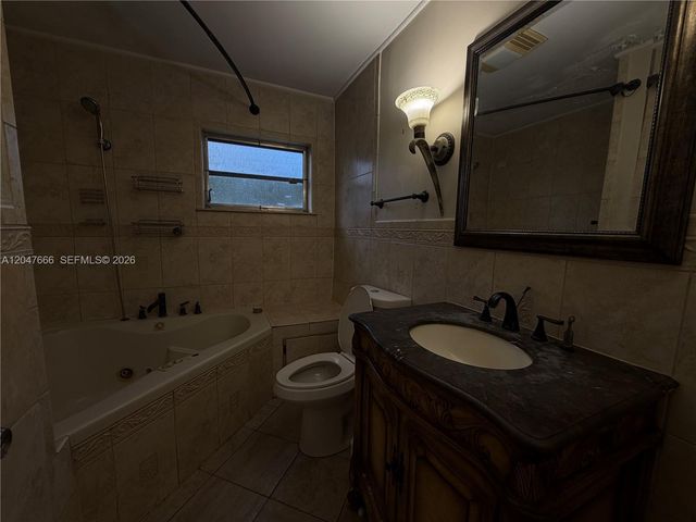 3314 NW 69th St, Fort Lauderdale, FL 33309