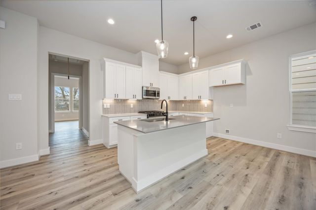 6110 De Campo Street, Houston, TX 77091