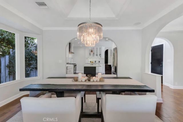 12953 Greenleaf, Studio City, CA 91604