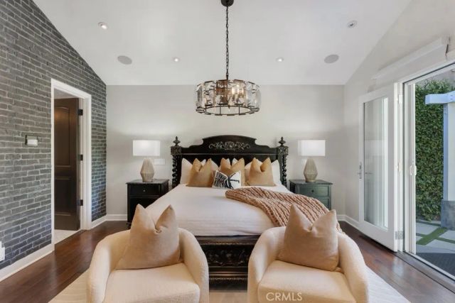 12953 Greenleaf, Studio City, CA 91604