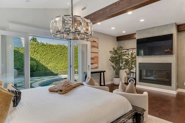 12953 Greenleaf, Studio City, CA 91604