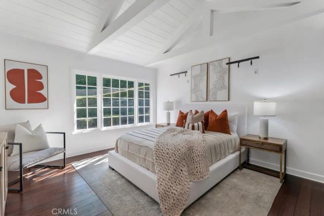 12953 Greenleaf, Studio City, CA 91604