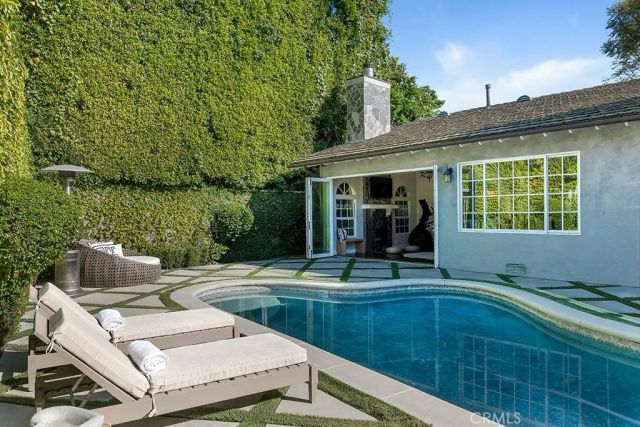 12953 Greenleaf, Studio City, CA 91604