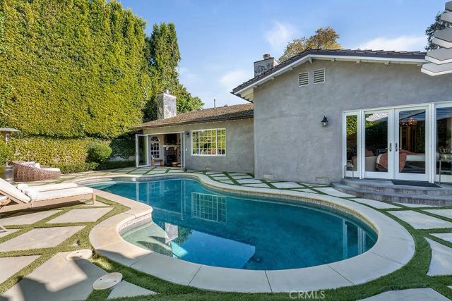 12953 Greenleaf, Studio City, CA 91604