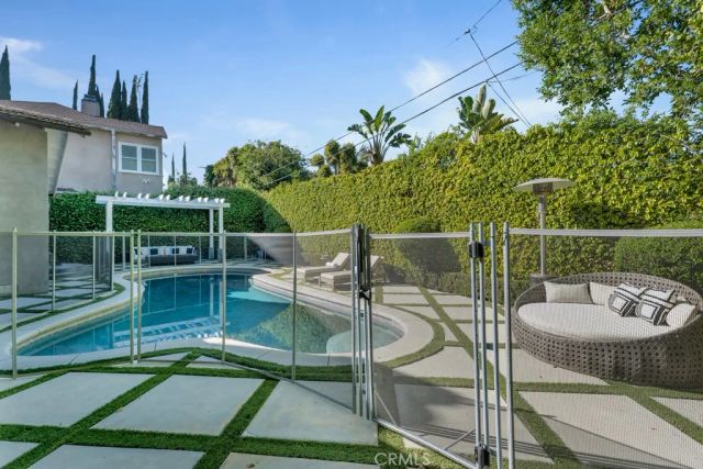 12953 Greenleaf, Studio City, CA 91604