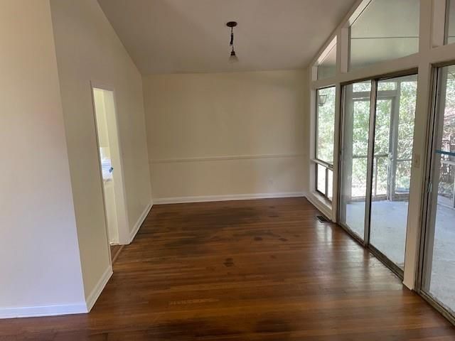 6840 Sunny Brook NE Lane, Atlanta, GA 30328