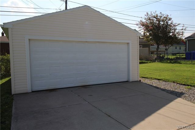 3631 Harrison Avenue, Hamburg, NY 14219