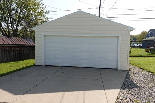 3631 Harrison Avenue, Hamburg, NY 14219