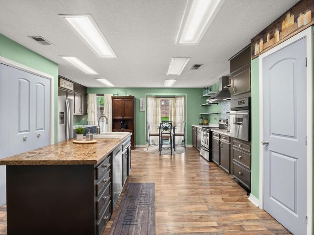 2006 Katham, Deridder, LA 70634