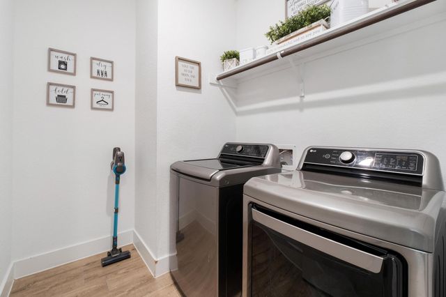 8208 Corrigan PASS, Austin, TX 78744