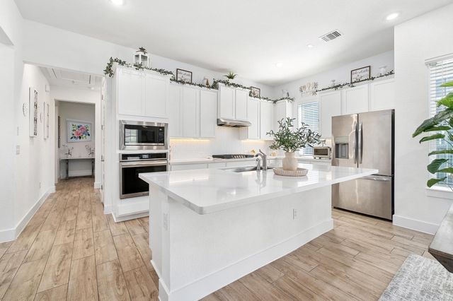 8208 Corrigan PASS, Austin, TX 78744