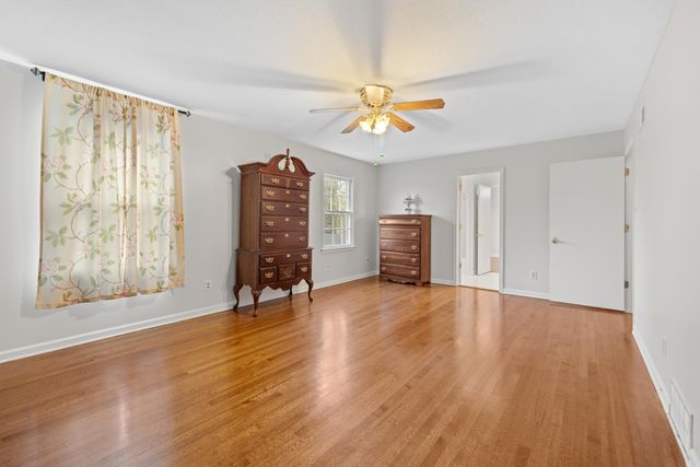 5330 WALNUT GROVE RD, Memphis, TN 38120